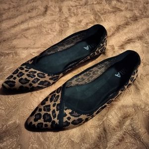 Mia Womans Slip On Ballet Flat Brown Leopard Print Pointed Toe Flat Heel 8